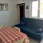 Apartament Kampor Apartments