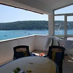 Apartament Kampor Apartments *