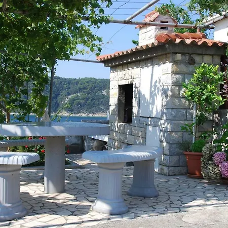 Kampor Apartments * Kampor