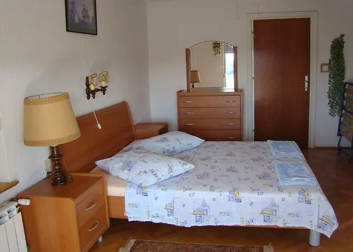 Apartment Kampor Apartments Kampor