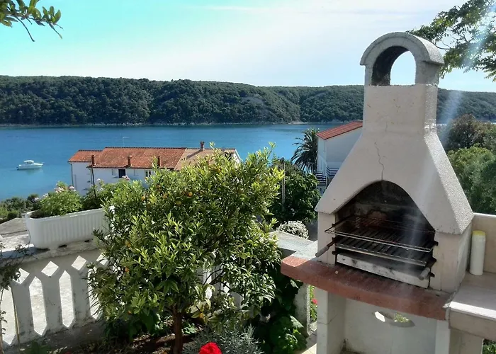 Apartment Kampor Apartments *