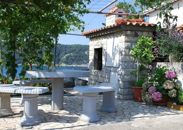 Kampor Apartments * Kampor