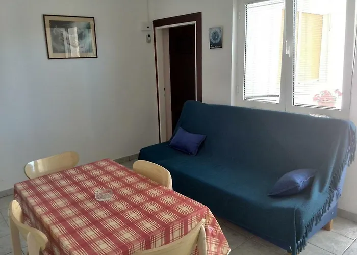 Apartment Kampor Apartments