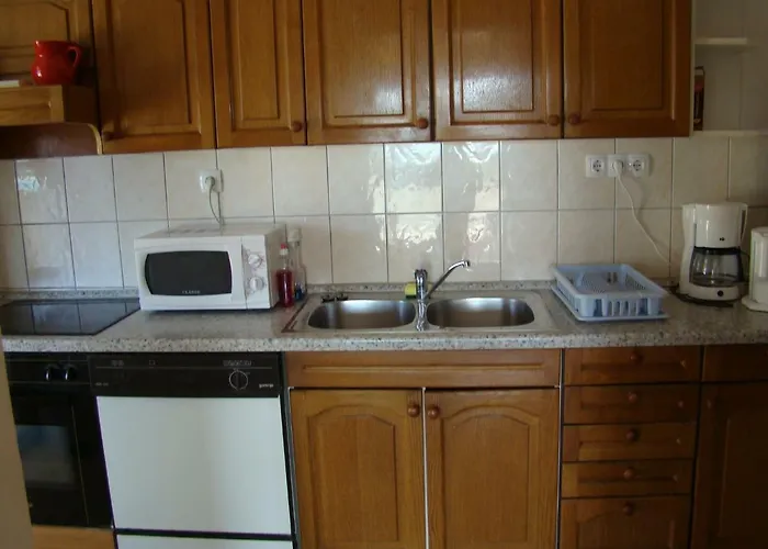 Kampor Apartments Apartament *