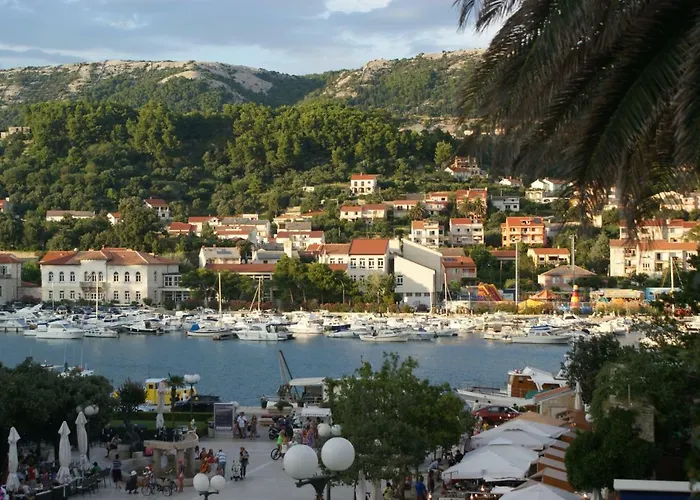 Apartment Kampor Apartments *