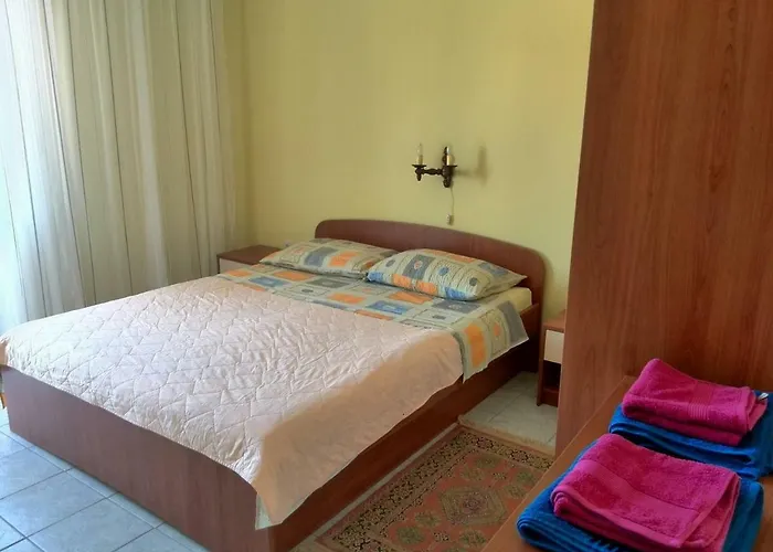 Apartment Kampor Apartments