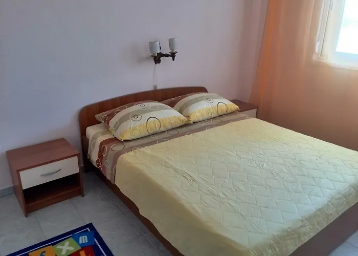 Kampor Apartments Kampor